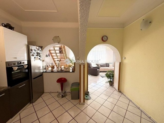 Eladó családi ház, Budapesten, XVIII. kerületben 79.9 M Ft