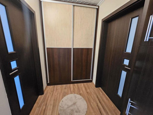 Eladó panellakás, Debrecenben 65.4 M Ft, 3 szobás