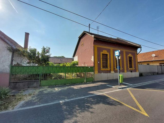 Eladó családi ház, Budapesten, XV. kerületben 68 M Ft, 3 szobás