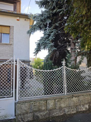 Eladó családi ház, Győrött 120 M Ft, 4 szobás