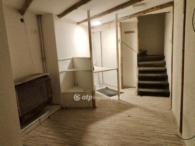 Eladó üzlethelyiség, Budapesten, VI. kerületben 14.99 M Ft