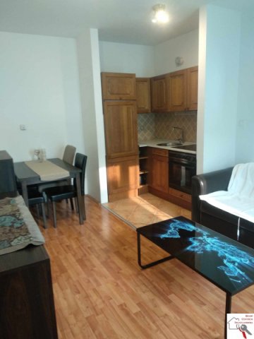 Kiadó téglalakás, albérlet, Pécsett 200 E Ft / hó, 1+1 szobás