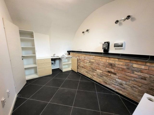 Eladó téglalakás, Budapesten, VIII. kerületben 44.975 M Ft