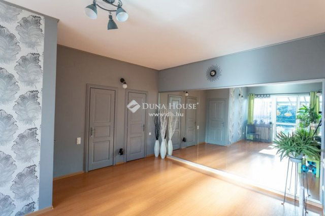 Eladó családi ház, Herceghalomon 230 M Ft, 2+3 szobás