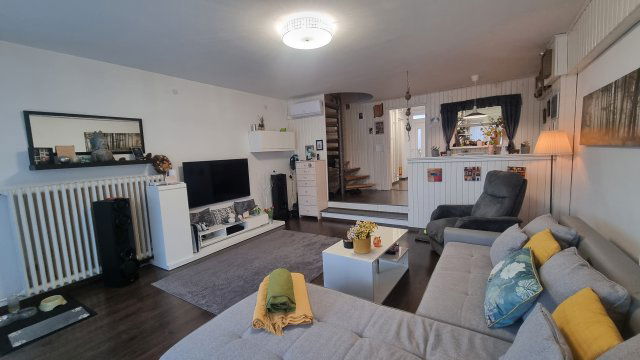 Eladó sorház, Szegeden 110 M Ft, 5 szobás / költözzbe.hu