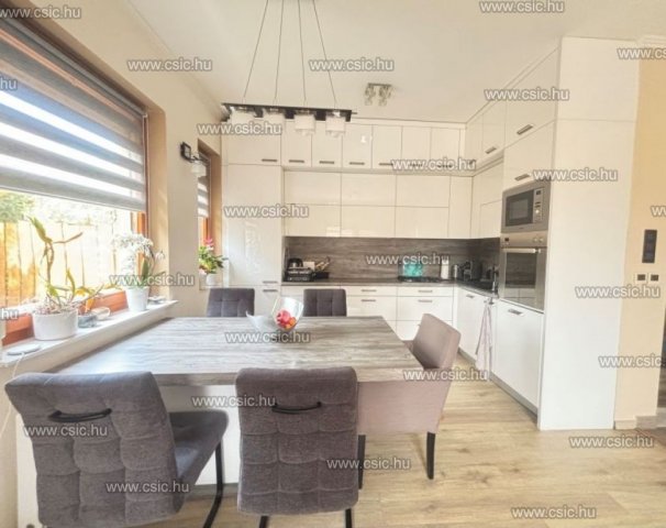 Eladó ikerház, Budapesten, XVII. kerületben 149.9 M Ft, 4 szobás