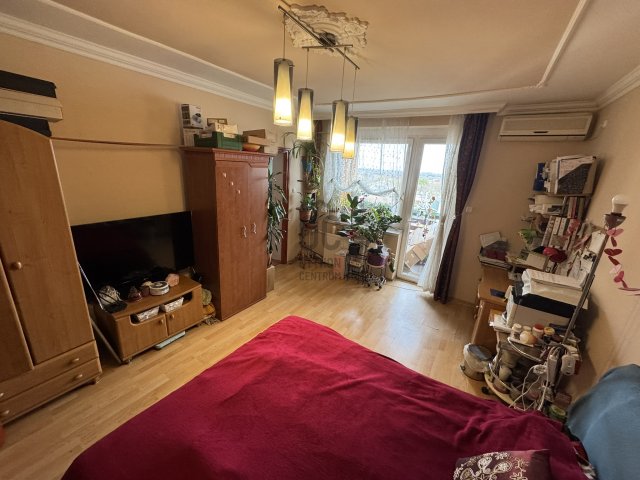 Eladó panellakás, Kecskeméten 39.9 M Ft, 2 szobás