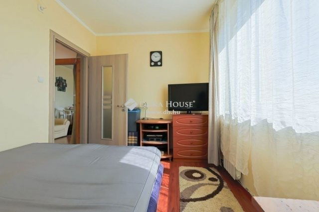 Eladó panellakás, Budapesten, XVIII. kerületben 68.99 M Ft