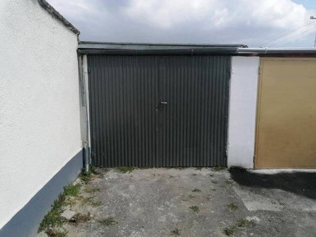 Eladó garázs, Kaposváron, Zarany pusztán 5.6 M Ft, 1 szobás
