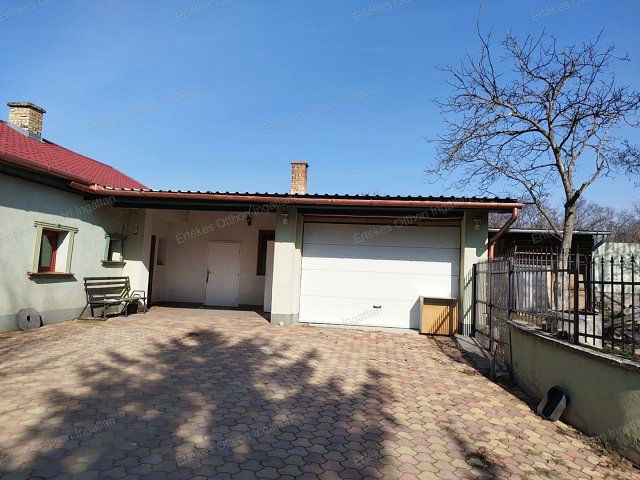 Eladó családi ház, Nyíregyházán 47.99 M Ft, 3 szobás