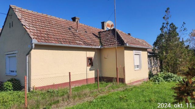 Eladó családi ház, Sávolyon 12.94 M Ft, 2+1 szobás