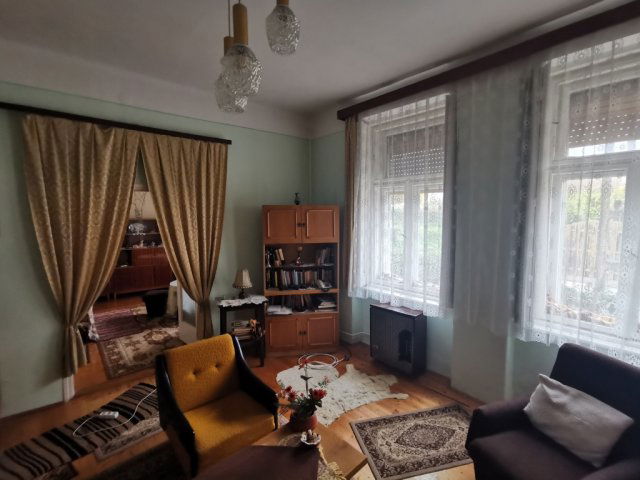 Eladó családi ház, Székesfehérvárott 65.9 M Ft, 3 szobás