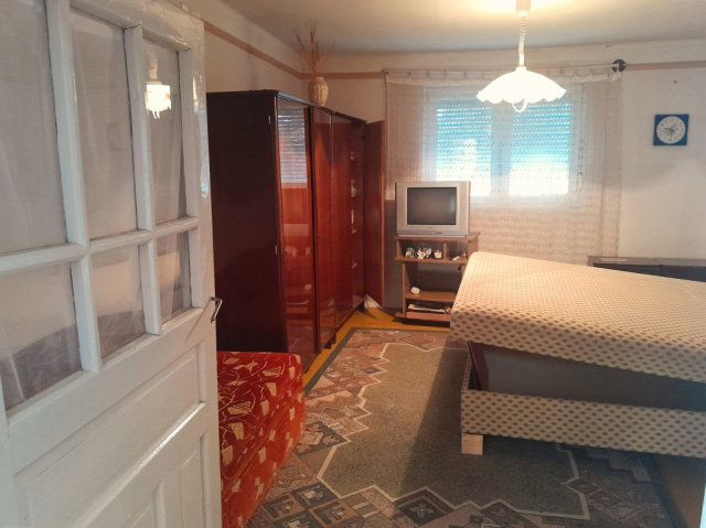 Eladó családi ház, Hajdúböszörményen 34 M Ft, 2 szobás