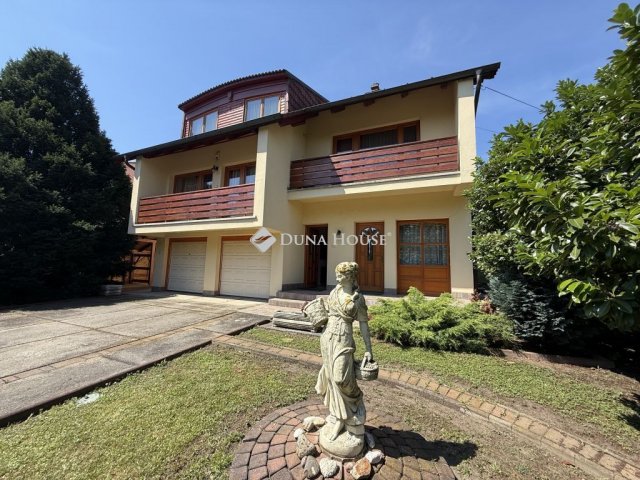 Eladó családi ház, Szombathelyen, Alsóhegyi úton 189.9 M Ft