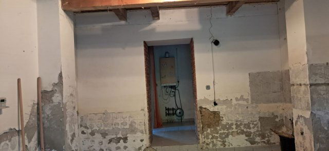 Eladó családi ház, Nagybakónakon 13.9 M Ft, 1+1 szobás