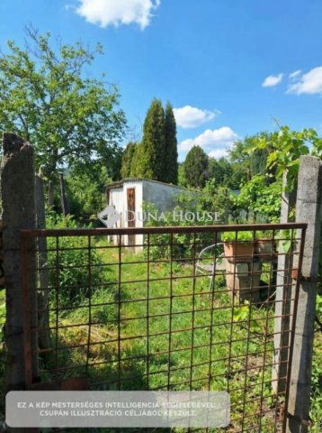 Eladó téglalakás, Pécsett 14.99 M Ft, 1 szobás