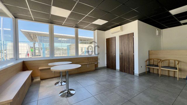 Kiadó ipari ingatlan, Szekszárdon 699 E Ft / hó