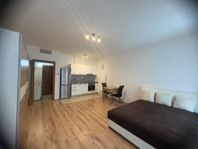 Kiadó téglalakás, albérlet, Sopronban 180 E Ft / hó, 1 szobás