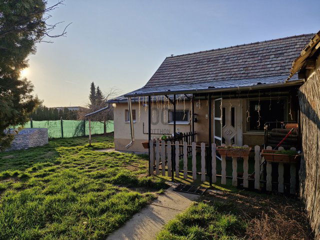 Eladó családi ház, Monoron 47.9 M Ft, 2 szobás