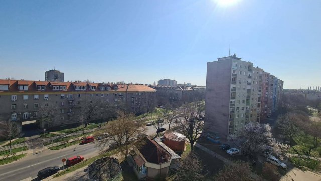 Eladó panellakás, Dunaújvárosban 31.99 M Ft, 2 szobás