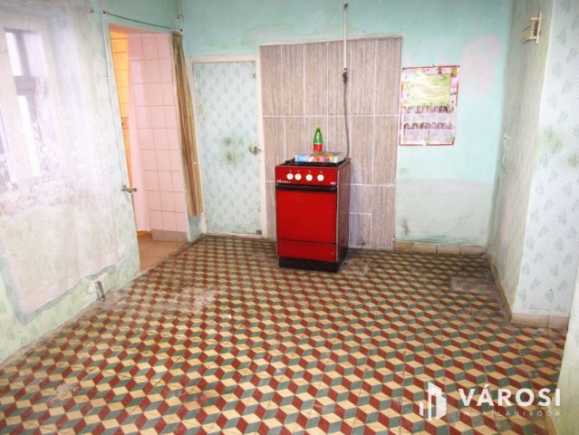 Eladó családi ház, Hódmezővásárhelyen 19 M Ft, 2 szobás