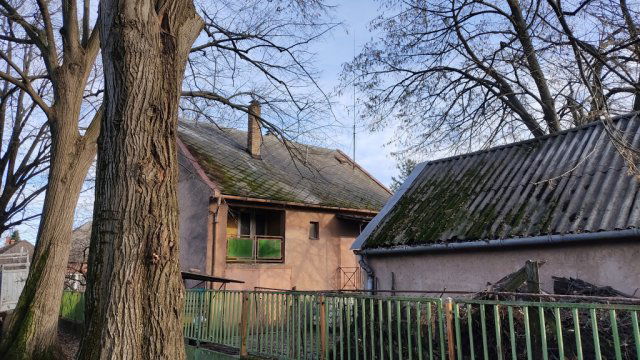Eladó családi ház, Dunaújvárosban 41.5 M Ft, 3 szobás