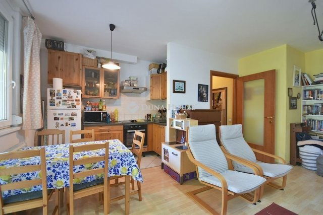 Eladó téglalakás, Budapesten, XIV. kerületben 92.9 M Ft