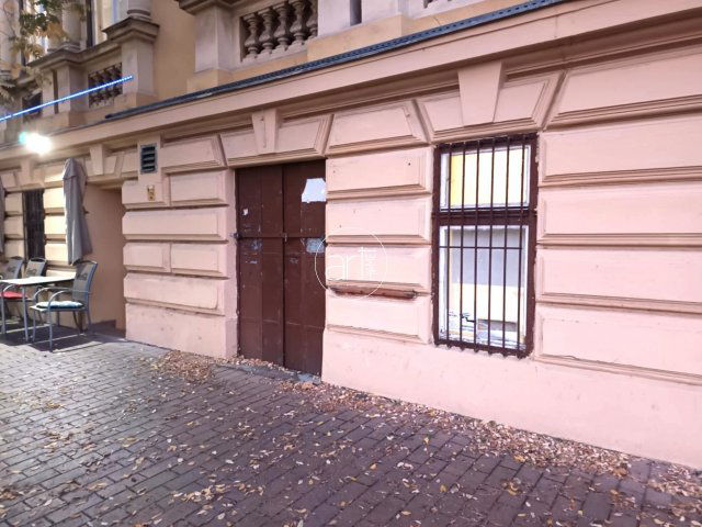 Eladó üzlethelyiség, Szegeden 39.9 M Ft / költözzbe.hu