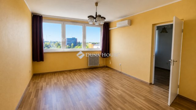 Eladó panellakás, Budapesten, XIV. kerületben 85.3 M Ft, 3 szobás