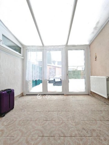 Eladó családi ház, Budapesten, III. kerületben 159 M Ft