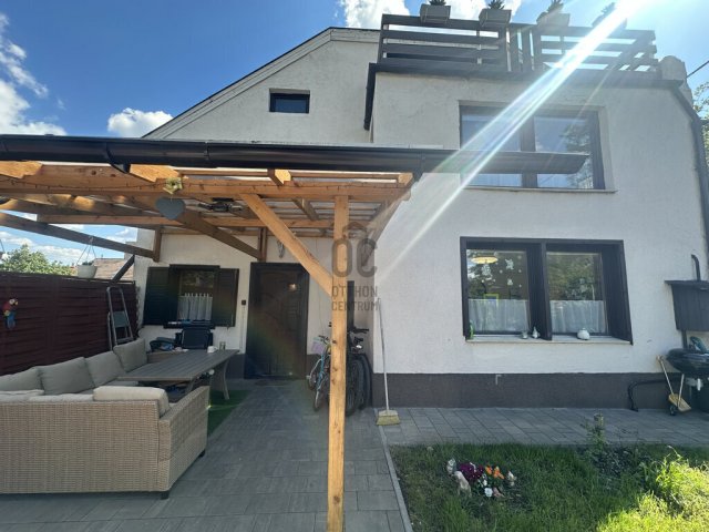 Eladó ikerház, Budapesten, XVIII. kerületben 119.99 M Ft