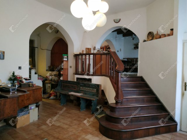 Eladó családi ház, Kaposváron 44.9 M Ft, 5 szobás