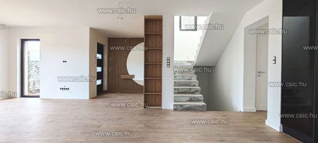 Eladó ikerház, Budapesten, II. kerületben 299 M Ft, 4 szobás