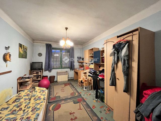 Eladó ikerház, Pilisen 22 M Ft, 4 szobás / költözzbe.hu