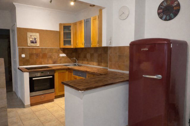 Eladó téglalakás, Tatán 79.99 M Ft, 3 szobás