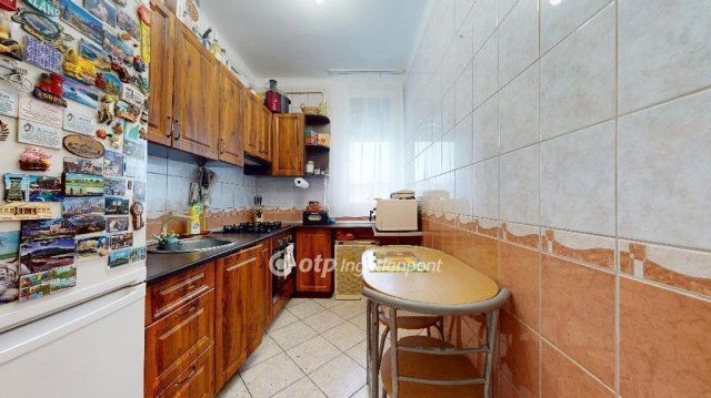 Eladó panellakás, Miskolcon 27.9 M Ft, 2 szobás