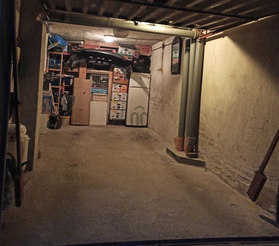 Eladó garázs, Budapesten, XI. kerületben 12.5 M Ft