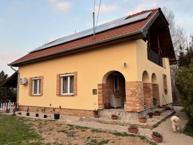 Eladó családi ház, Tökölön 94.9 M Ft, 4+1 szobás