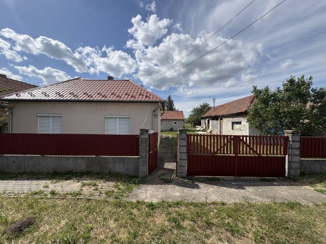 Eladó családi ház, Sajókápolnán 27.9 M Ft, 2+1 szobás