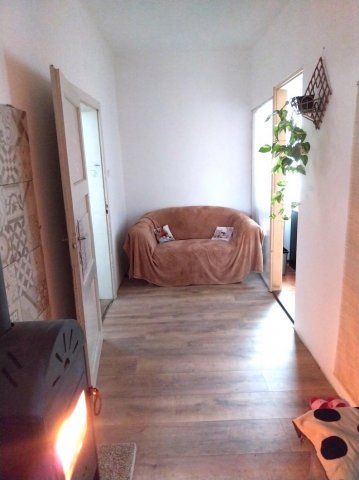 Eladó családi ház, Komáromban 30.5 M Ft, 2+1 szobás