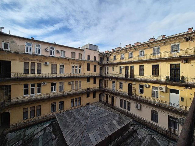 Eladó téglalakás, Budapesten, VI. kerületben, Mozsár utcában