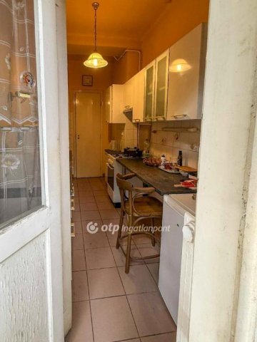 Eladó téglalakás, Budapesten, III. kerületben 97.5 M Ft