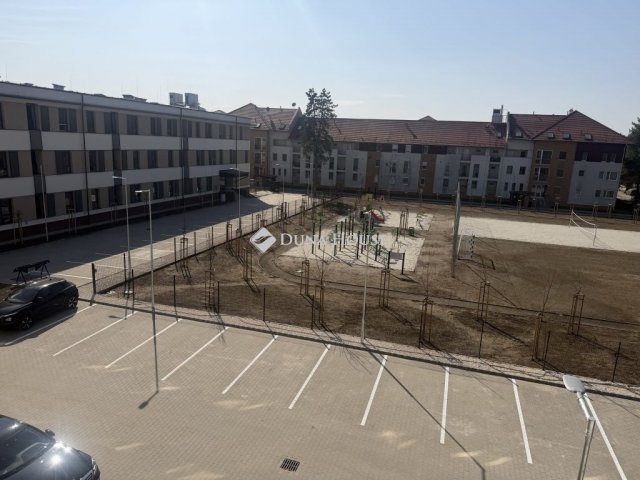 Eladó téglalakás, Budapesten, IV. kerületben 94.999 M Ft