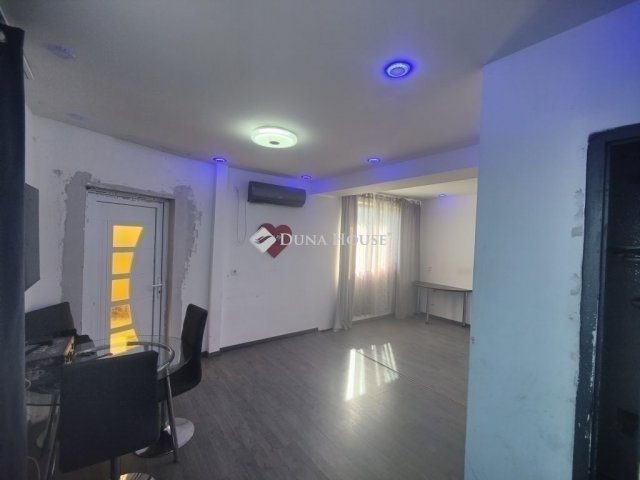 Eladó téglalakás, Üllőn 24.9 M Ft, 1 szobás