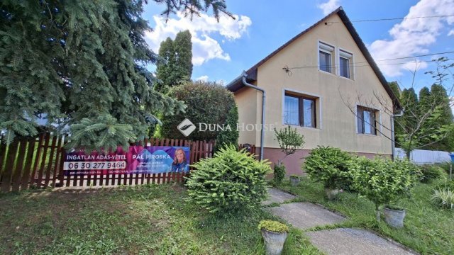 Eladó családi ház, Dombóváron 55 M Ft, 9 szobás