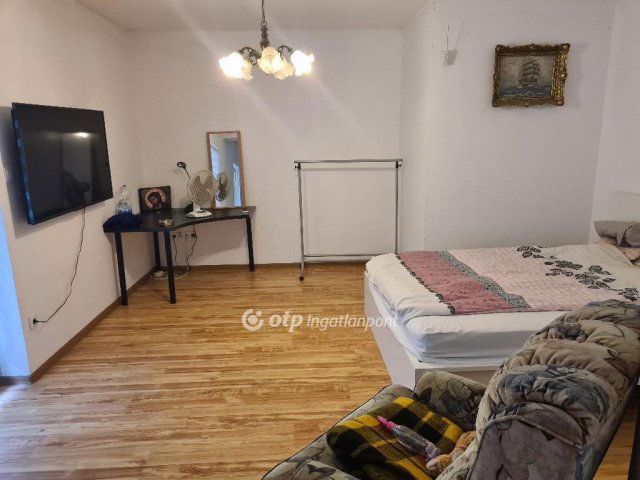 Eladó családi ház, Diósdon 350 M Ft, 6 szobás