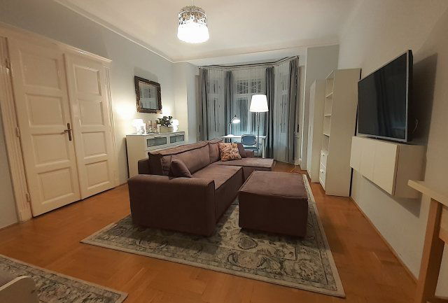 Kiadó téglalakás, albérlet, VII. kerületben, Bethlen Gábor téren