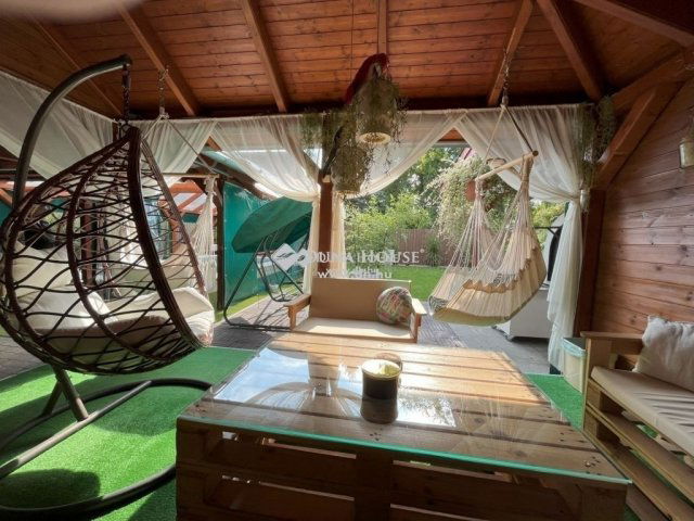 Eladó családi ház, Nagykőrösön 109.9 M Ft, 5 szobás