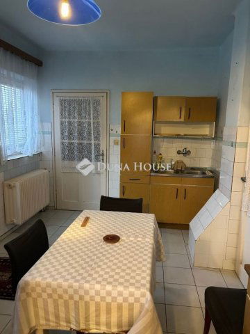 Eladó családi ház, Bősárkányon 41.9 M Ft, 2 szobás