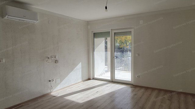 Eladó téglalakás, Siófokon 72.9 M Ft, 2 szobás